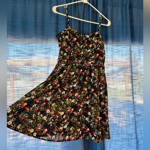 Dex floral dress size small
